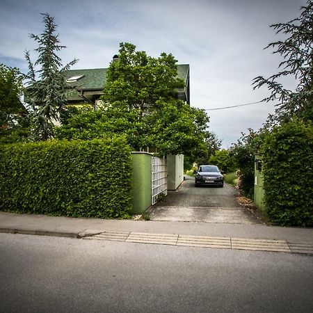 Apartman Magnolia Ivanić-Grad Eksteriør billede