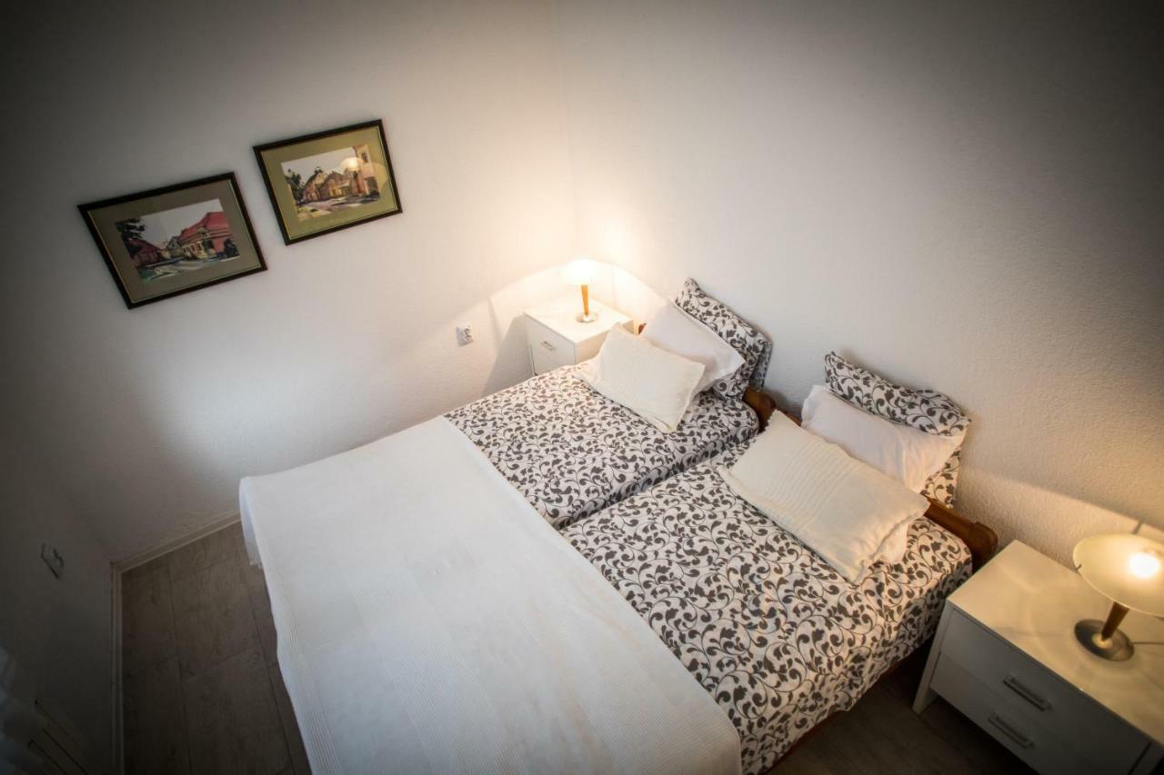 Apartman Magnolia Ivanić-Grad Eksteriør billede