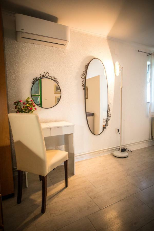 Apartman Magnolia Ivanić-Grad Eksteriør billede