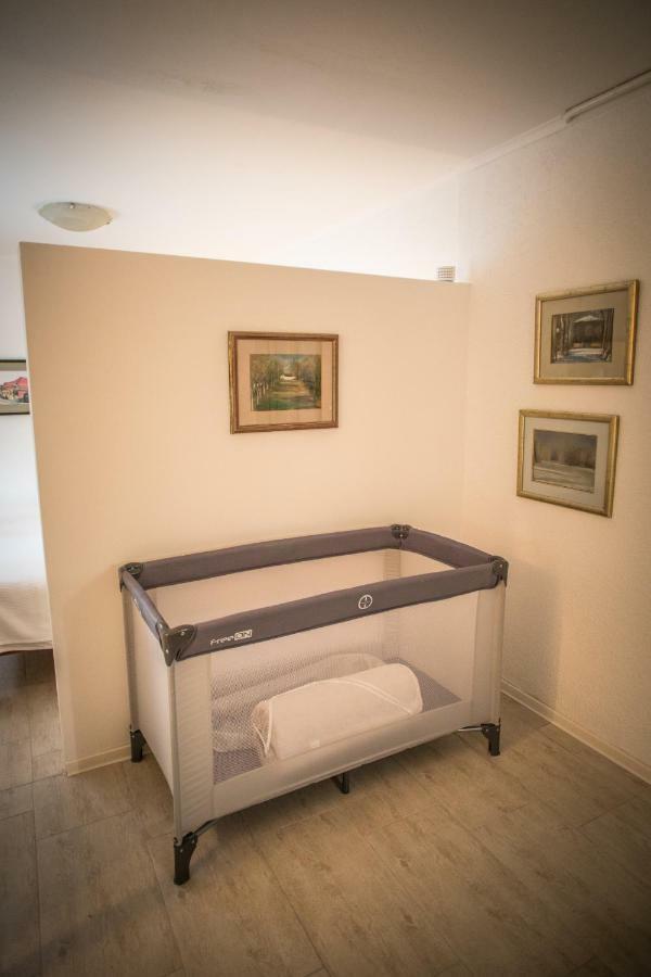 Apartman Magnolia Ivanić-Grad Eksteriør billede