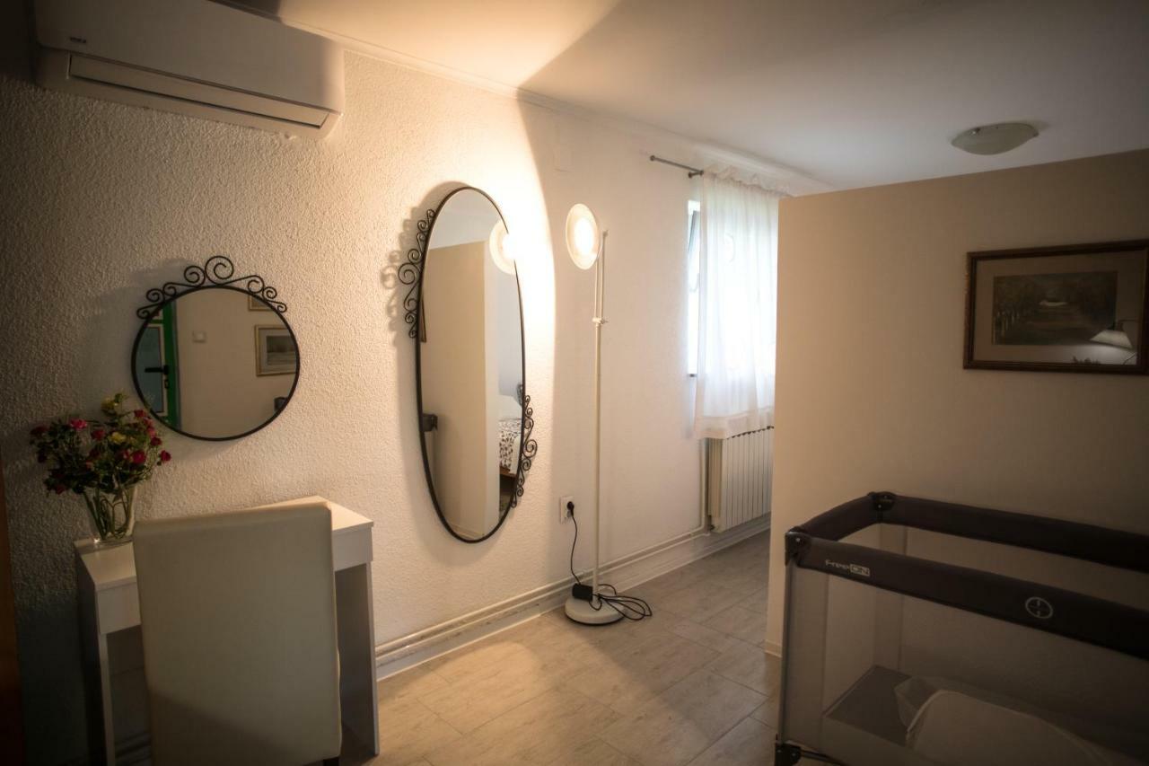 Apartman Magnolia Ivanić-Grad Eksteriør billede